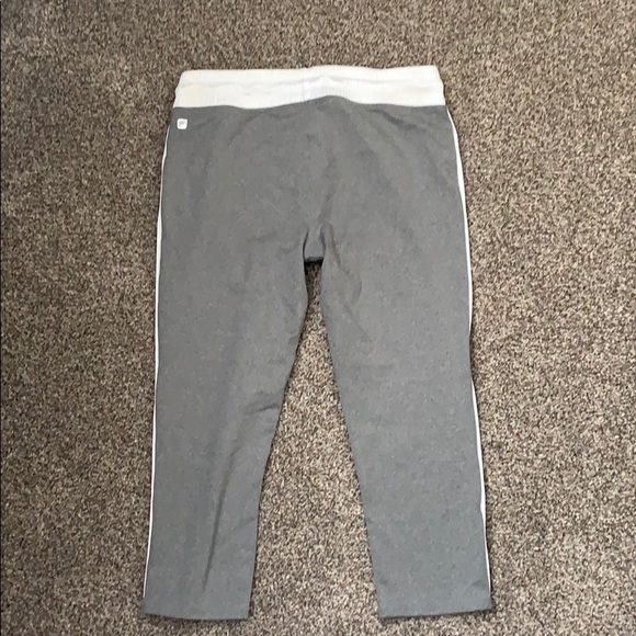Fabletics workout pants! - Picture 2 of 3